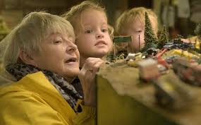 Photos: All aboard for holiday model train show