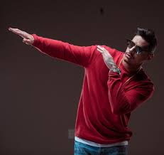 Spanning 93,030 square kilometres (35,920 sq mi) in the carpathian basin, it borders slovakia to the north. Hungria Hip Hop E Mano Brown Se Apresentam Juntos Em Belo Horizonte Portal Popnow Know How Pop