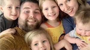 The company is warning customers who own the latest galaxy s10 and galaxy note 10 phones to. A40 Crash Crowdfunding Raises Tens Of Thousands Of Pounds For Man Who Lost Wife And Three Children Uk News Sky News