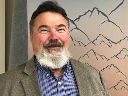 Zander returns as interim superintendent