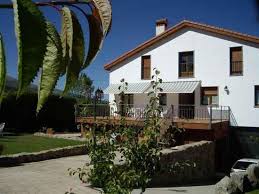 Encuentra alojamiento al mejor precio. Casa Rural Refugio La Covatilla I Ii Iii