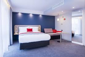 Holiday inn express® dublin city centre hotel offers a prime location within easy reach of top attractions. Holiday Inn Express Dublin City Centre Dublin Irlanda Encuentra El Mejor Precio