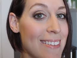 Amanda Saxer's Instagram, Twitter & Facebook