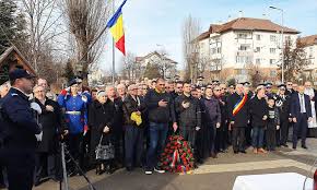 În seara de 22 decembrie, generalul iosif rus, comandantul de atunci al aviaţiei militare, a aflat că aeroportul otopeni urma să fie atacat de terorişti. 30 De Ani De La Masacrul De La Otopeni 37 De Tineri De La Um 0865 Din Campina UciÈi Nu Se Ètie De Cine Èi Nu Se Ètie Pentru Ce Campina Tv