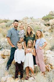 Adorable Family Photo Family Photoshoot Outfits Family Picture Outfits Family Photo Outfits