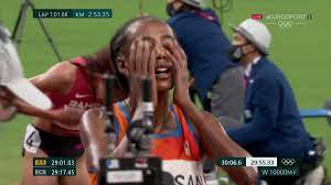 The netherlands' sifan hassan, the current women's 10,000m world champion on the athletics track, smashed the world record in the event by 10.63 it is, subject to world athletics' usual ratification process, hassan's fourth world record. Xdwyeolanqqlzm