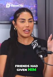 Mandi Vakili Gingerbread