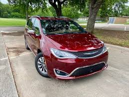 Select up to 3 trims below to compare some key specs and options for the 2020 chrysler pacifica hybrid. 2020 Chrysler Pacifica Hybrid Limited Review Carprousa