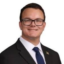 I am excited to announce that I have been offered and accepted a position  at B&B Digital Media as an intern for this summer in Chicago! I look  forward to expanding my