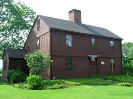 Hall Camp House Durham Connecticut 1773 The House Is A Center Chimney Saltbox Built Just Before Th Colonial House Exteriors Saltbox Houses New England Homes