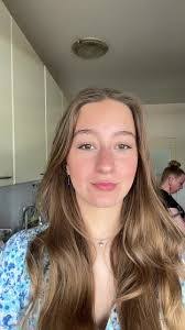 Kimberly Bast's Instagram, Twitter & Facebook