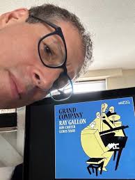 Ray Gallon (@RayGallonMusic)