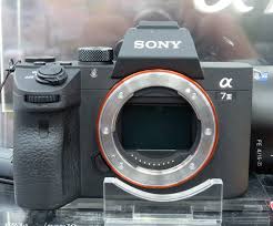 Entdecken sie viele erstklassige produkte von sony und deren technologie. Sony A7 Iii Wikipedia
