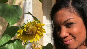 Growing 2 🌻 sunflowers 🌻 in 1 small cup