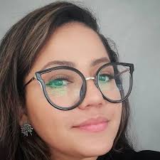 Anna Leal (@annaaliceleal) • Threads, Say more