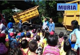 Perilaku hidup bersih dan sehat (phbs) adalah semua perilaku kesehatan yang dilakukan atas kesadaran, sehingga anggota keluarga atau keluarga dapat menolong . Dlh Salatiga Sosialisasikan Budaya Hidup Bersih Di Sbb Paud Pelangi Nusantara 10 Kabar Seputar Muria