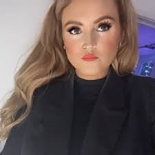 Aimee Clark (@aims2012249)