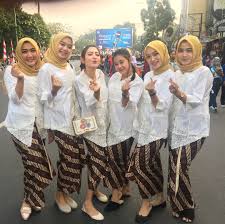 Untuk informasi lebih lanjut dapat menghubungi bank btn. Jadwal Operasional Jam Kerja Jam Buka Bank Bjb Se Indonesia