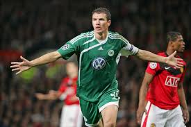 Edin dzeko has been married to amra silajdzic since 2014. Edin Dzeko Kapitan Von Bord Bundesliga Faz