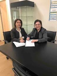 Basari Kutlama Tebrik Duyuru Panosundaki Pin