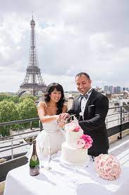 Paris Elopement The Ultimate Guide For The Modern Bride Updated 2020 Paris Wedding Paris Wedding Venue Paris Elopement