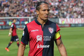 Informações profissionais clube atual famalicão posição zagueiro: Rangers Set To Sign Bruno Alves After Portugal S Euro 2016 Medal Winner Leaves Cagliari