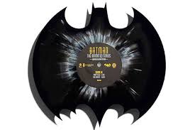 Experiment with fun abstract designs! Got Piles Of Old Vinyl Records And Cds Try These 18 Amazingly Creative Craft Projects