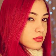 Erika Justiniano's Instagram, Twitter & Facebook