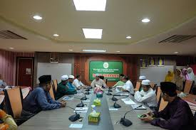 Dr Ahmad Samsuri Mokhtar On Twitter Petang Tadi Hadir Ke Sesi Taklimat Di Pejabat Daerah Dan Tanah Hulu Terengganu Bagi Mendengar Pelan Pembangunan Daerah Hulu Terengganu Insya Allah Kerajaan Negeri Tidak Akan
