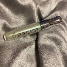 Rimmel stay satin liquid lip shoulder pads 5.5ml. Stay Glossy Rimmel London