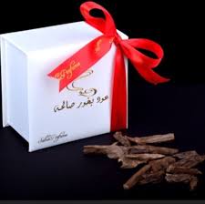 عود بخور صالحه ولا يمكن للعطر ان يكتمل إلا بعود البخور الهندي الطبيعي النادر المختار بدقه من اندر أشجار عود البخور ك Takeout Container Container Food