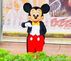 Buzzfeed editor keep up with the latest daily buzz with the buzzfeed daily newsletter! We May Have Found The Smallest Hidden Mickey In Disney World Can You See Him The Disney Food Blog