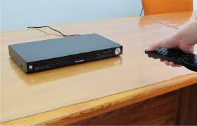 【2020年最新機種】ポータブルdvdプレーヤー topcony 12.5型 車載用 ヘッドレストモニター 10.5インチ 大画面付き 高画質液晶 充電式バッテリー 5時間超長再生 270°回転 小型 軽量. ãƒ—ãƒ­ã‚¸ã‚§ã‚¯ã‚¿ãƒ¼ã¨dvdãƒ—ãƒ¬ã‚¤ãƒ¤ãƒ¼ã‚'ã¤ãªãæ–¹æ³• E ã‚¿ãƒžãƒ¤
