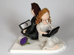 Laptop Computer Brautpaar Tortenfigur Fur Die Hochzeitstorte Hochzeitstortenfigur Weddingcake Caketo Hochzeit Torte Figuren Hochzeitstorte Torten Figuren