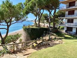 El hotel platja d'aro cuenta con parking público gratuito. Cavall Bernat Apartments Apartamento Castell Platja D Aro