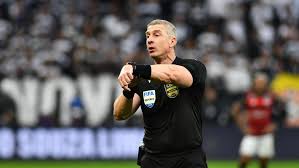 Corinthians não é líder do Brasileirão 2025 por conta da arbitragem de sábado; entenda