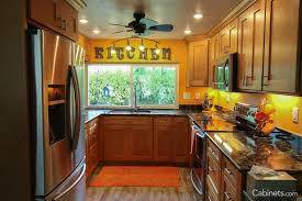 Cabinetsdiy rta cabinets expert offers wide range of selection on ready to assemble, rta kitchen cabinets with matching bathroom vanities, cabinet accessories. Shaker Ii Maple Toffee Framed Cabinets Cabinets Com