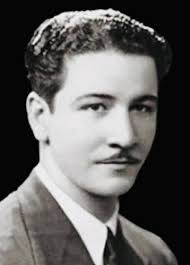 Orlando Vallejo**. Bolerista cubano que discográficamente nació, junto al  Conjunto Casino, en los estudios de la calle San Miguel en La Habana, Cuba  en la década de 1950. **Orlando Vallejo **nació en