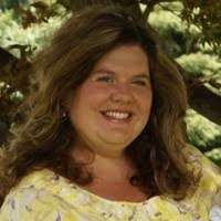 Jennifer Schwalm's Instagram, Twitter & Facebook