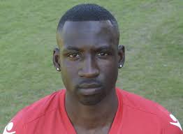 New Maidstone signing Anthony Acheampong says there is no fear factor at  the club