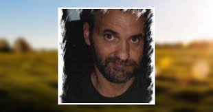 Lee Pinson's Instagram, Twitter & Facebook