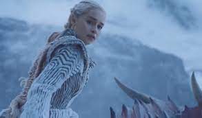 Urzeala tronurilor) va fi lansat in luna aprilie, 2019, au anuntat producatorii. Ultimul Sezon Din Game Of Thrones Nu Va ApÄƒrea PanÄƒ In 2019 Elle Ro