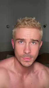 On repeat #mensmakeup #bronzer