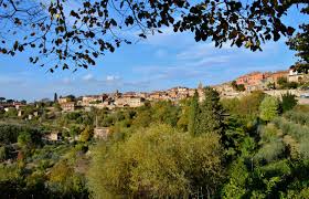 Agoda.com size şehrin her noktasında konaklama opsiyonları sunuyor. Citta Della Pieve 5 Cose Da Fare Nel Borgo Umbro Dello Zafferano