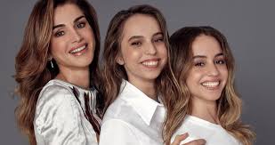 What does королева (koroleva) mean in russian? Queen Rania Shares A New Portrait With Her Daughters To Mark Their Birthdays Emirates Woman