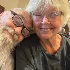 Medical Cannabis Trim Crew Comparison