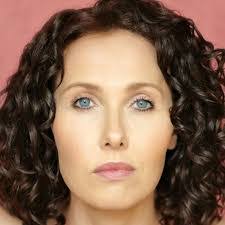 Maxine Donnelly's Instagram, Twitter & Facebook