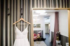 Unsere favoriten für luftige und leichte kleider für das daher muss sich jede braut die frage stellen: Brautkleider Zwischen Stade Buxtehude Boss Wedding Store