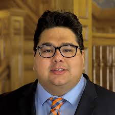 Ryan Markham's Instagram, Twitter & Facebook