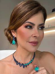 ALERTA DA REPOSIÇÃO MAIS AGUARDADA: brincos conceito da Família Cristal